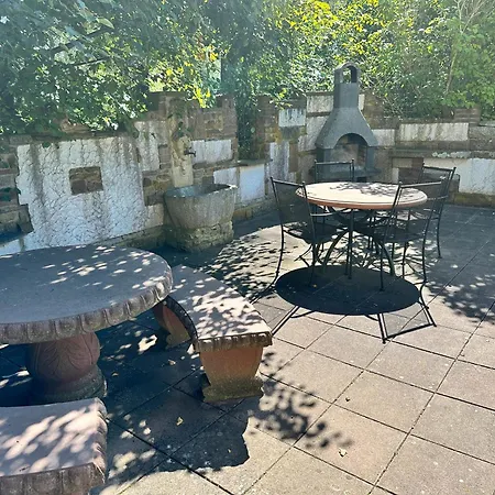 Herrenhaus Talevski Aparthotel