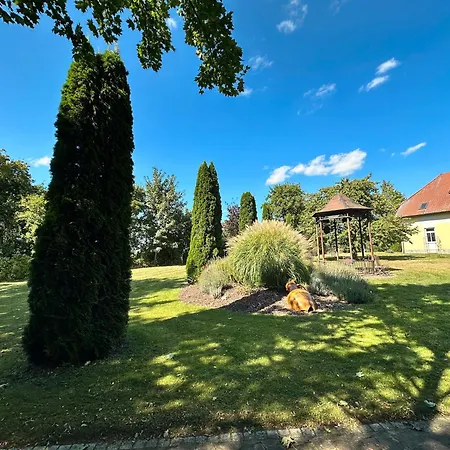 Aparthotel Herrenhaus Carolinenhof