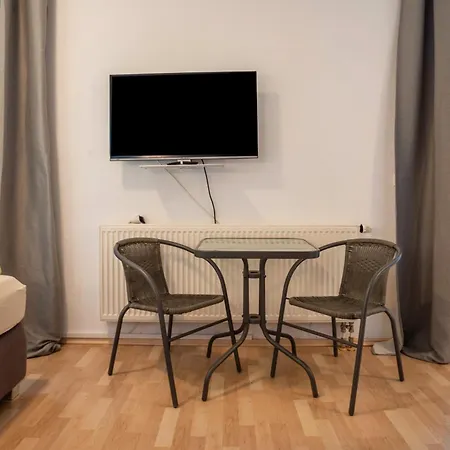 Apartment Herrenhaus Talevski