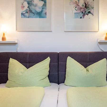 Aparthotel Herrenhaus Carolinenhof Groß Plasten