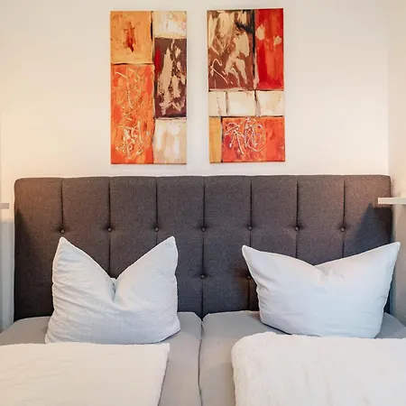 Aparthotel Herrenhaus Carolinenhof Groß Plasten