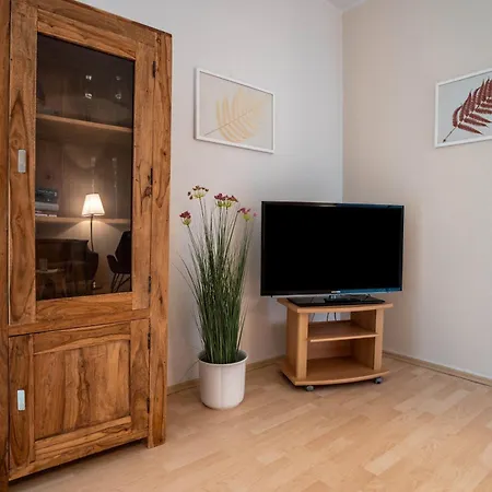Herrenhaus Talevski Gross Plasten