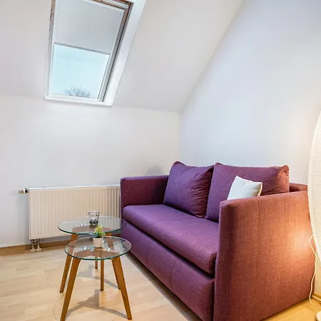 Herrenhaus Talevski Gross Plasten
