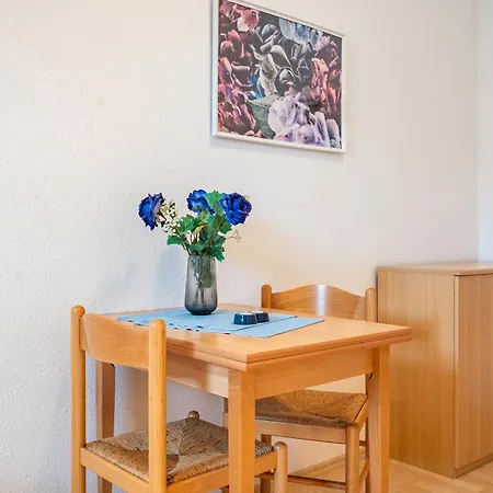 Herrenhaus Talevski Apartment Gross Plasten