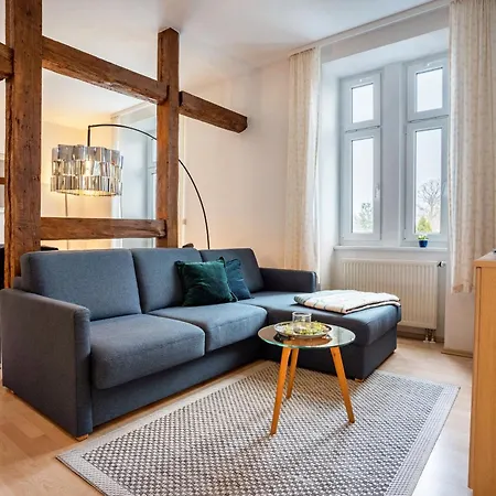 Herrenhaus Talevski Apartment Gross Plasten