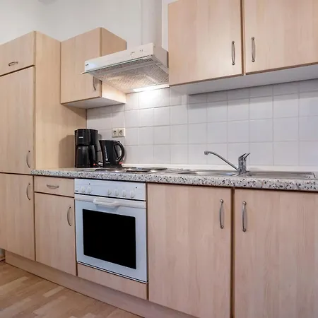 Aparthotel Herrenhaus Carolinenhof 3*