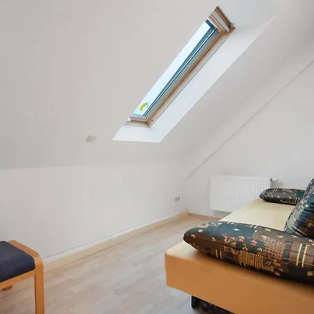 Herrenhaus Talevski Gross Plasten