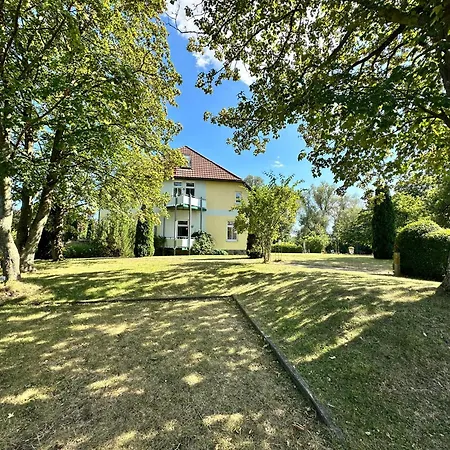 Aparthotel Herrenhaus Carolinenhof