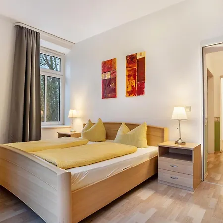 Aparthotel Herrenhaus Carolinenhof 3*