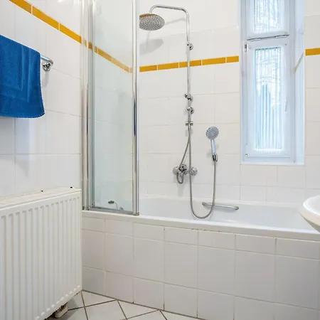 Aparthotel Herrenhaus Carolinenhof